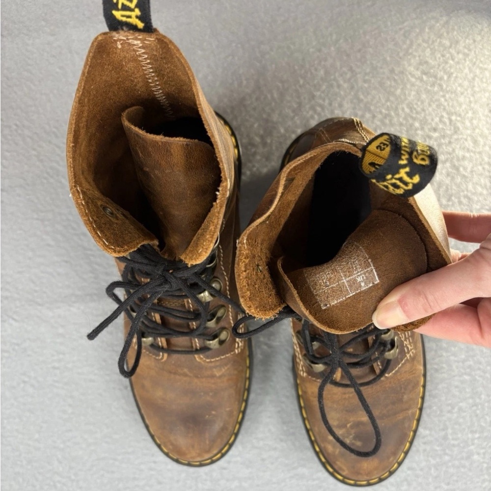 Dr. Martens Leona Platform Boots Butterscotch Brown Leather US 6 UK 4 Lace Up - Picture 13 of 14